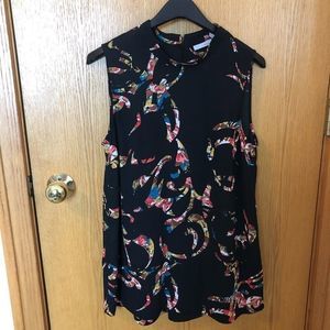 Halogen sleeveless top